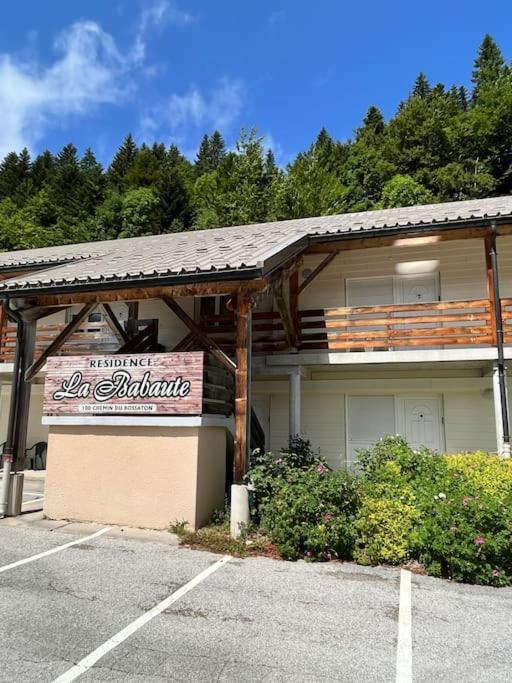 Babaute 7, Studio Typique Au Pied Des Pistes Premanon Bagian luar foto